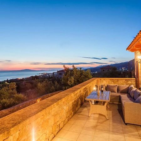Mani Panoramic Seaviews - Luxury Summer Haven Lévktron Exterior foto